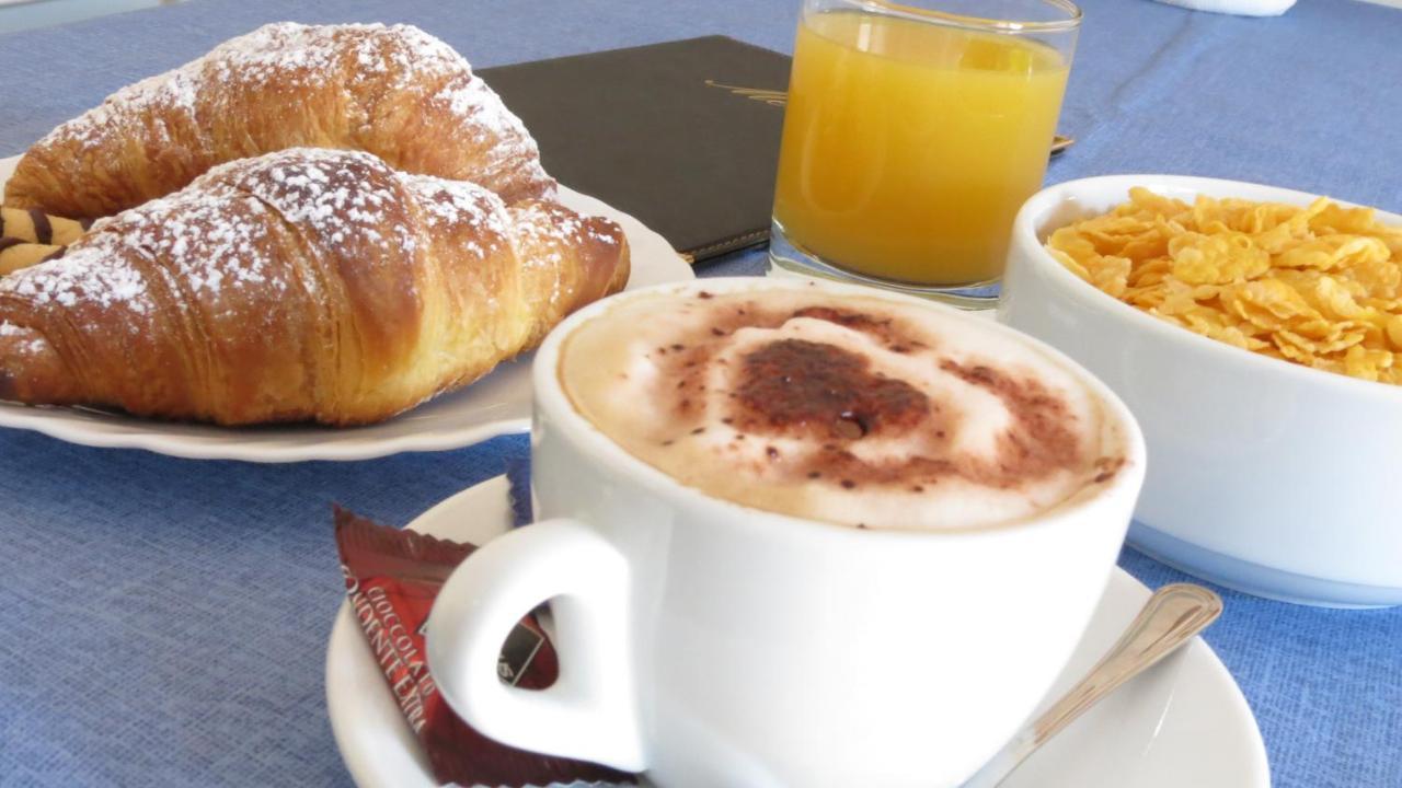 Lecce Cplaza Bed and Breakfast Buitenkant foto